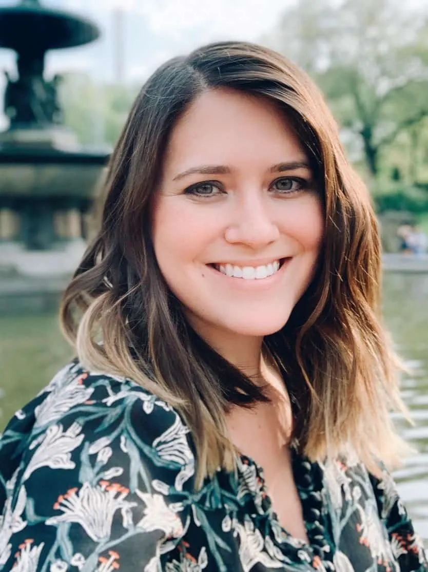 Kate Compain Headshot